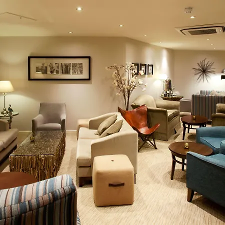 Salutation & אמבלסייד