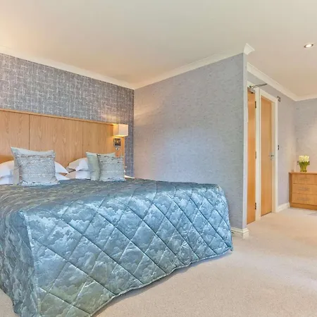 Salutation & Spa, World Distinctive 4*
