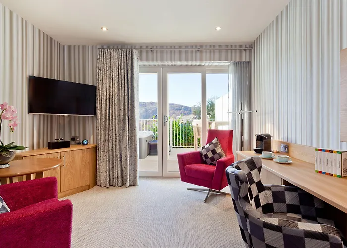 Salutation & Ambleside