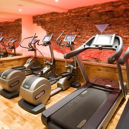 Salutation & Ambleside